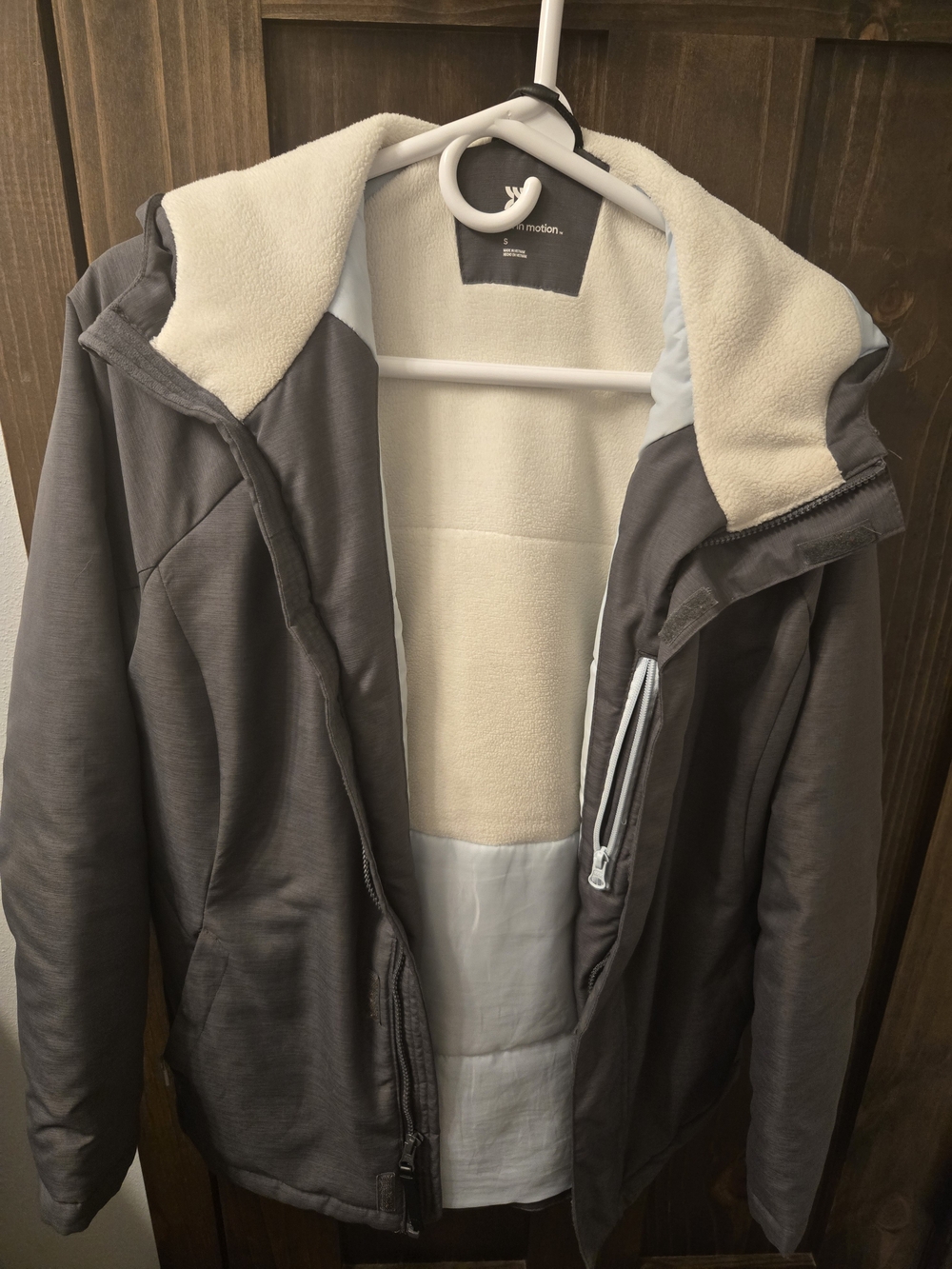 Grey All In Motion Size Small Ski Jacket